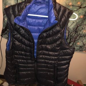 Reversible vest! Worn 1 time!